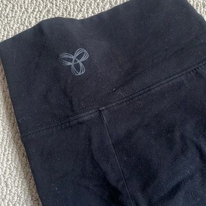 Aritzia Biker shorts
